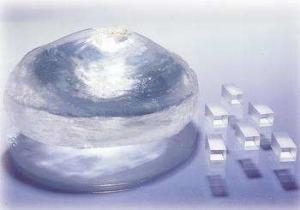 Quality 473nm Nonlinear Optical Crystals High Optical Homogeneity Wide Acceptance Angle wholesale