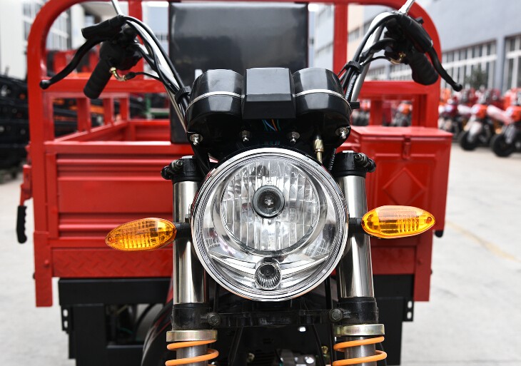 150CC or 200CC LONCIN/ ZONGSHEN/LIFAN/YINGXIANG Engine Tricycle 1 Passenger Cargo Open