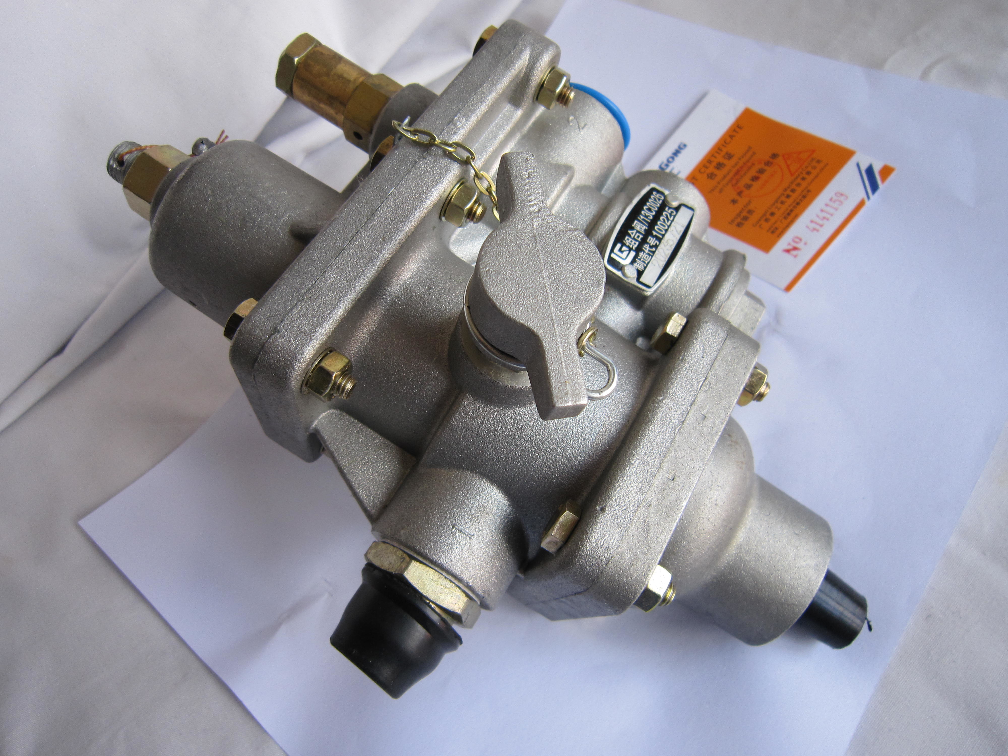 12C0026 Relief Valve Liugong ZL50CN Wheel Loader Hydraulic Control Valve