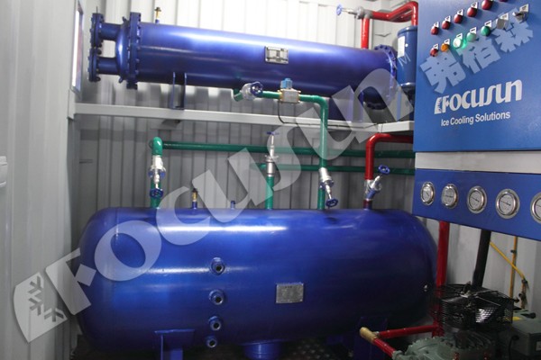 40ft Containerized 20TPD Block Ice Machine with 2.7kw 124.3kw Power 11800*2300*1900mm