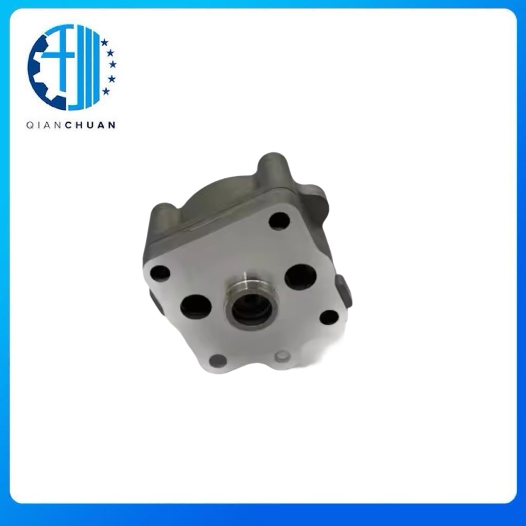 V2403 C2.4 Oil Pump 15471-35013 For Komatsu Excavator Engine Spare Parts