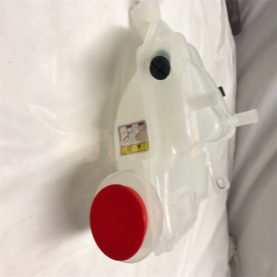 Plastic Radiator Coolant Expansion Tank LR020367 for LAND ROVER DISCOVERY IV L319