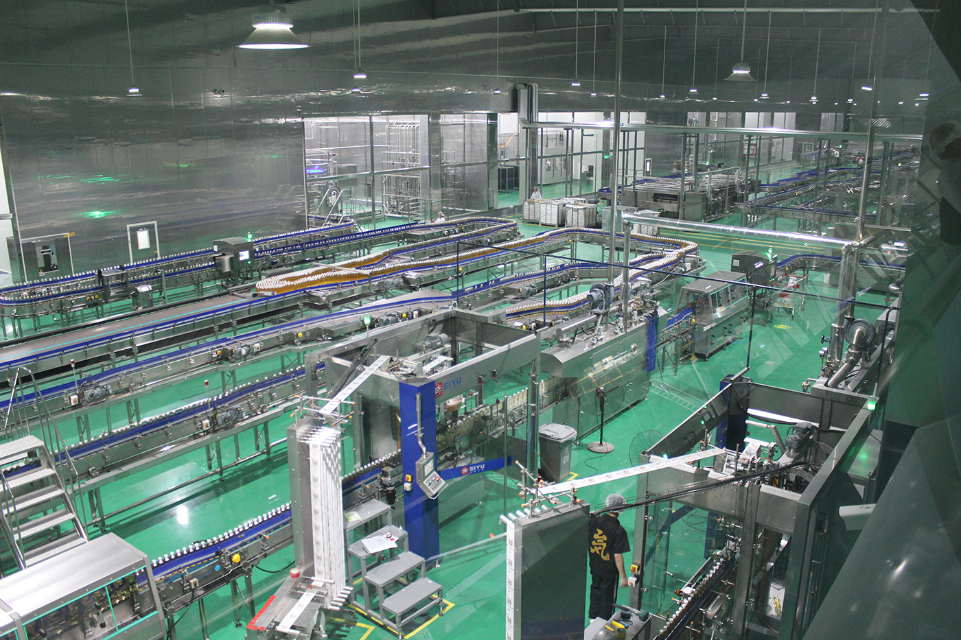 Electric Driven 220V 380V Bottle Filling Conveyor System