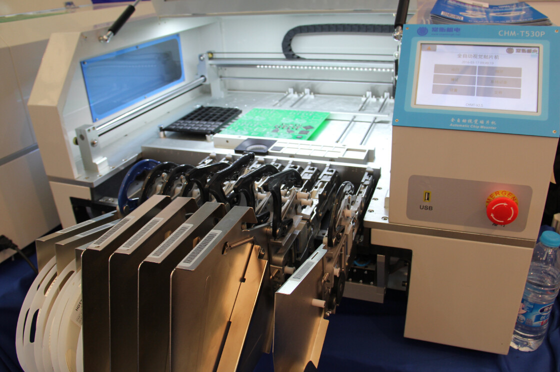 Automatic Feeder pnp Machine CHMT530P SMT SMD Pick and Place Machine For PCB