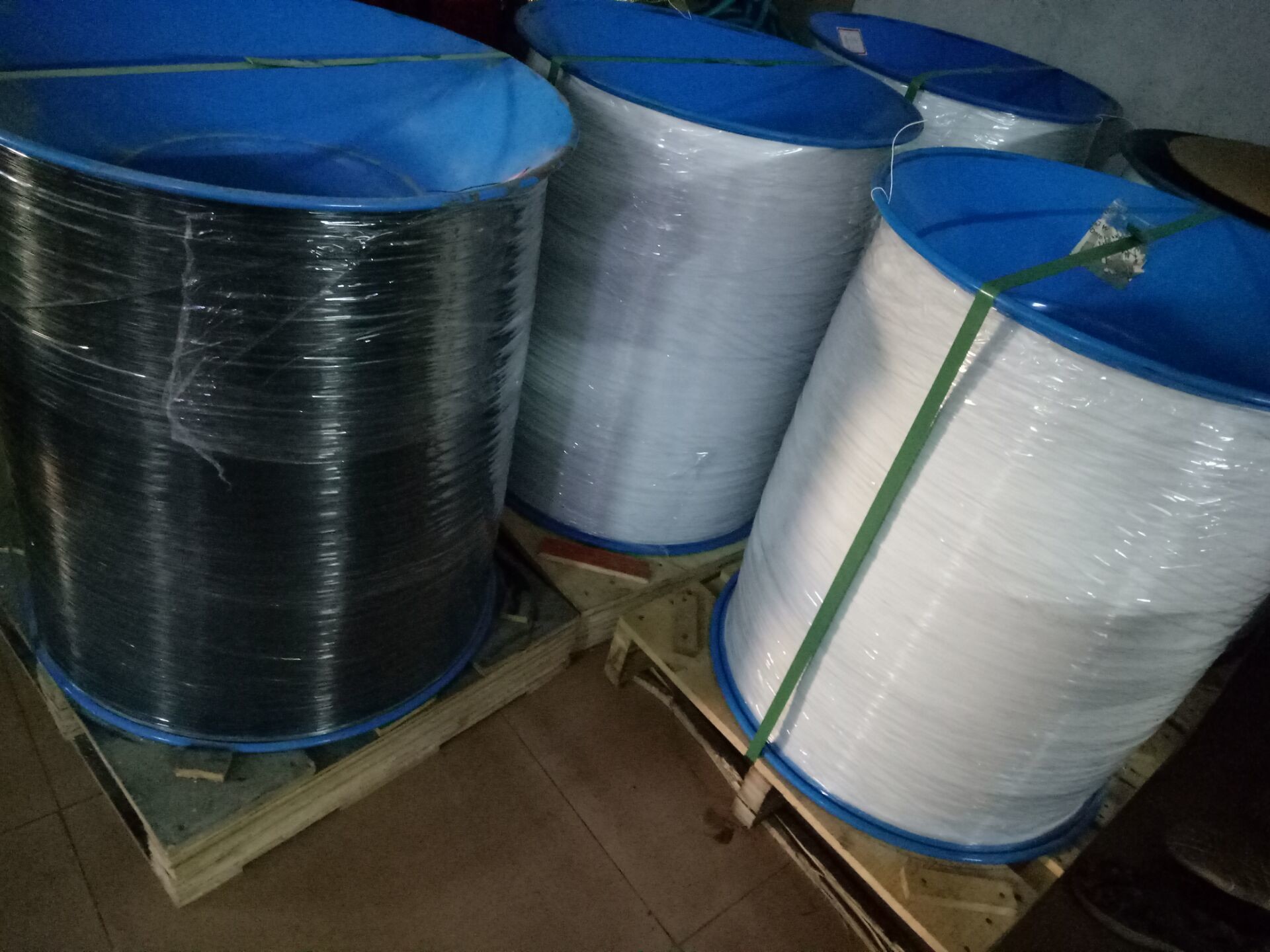 Nylon Coated Steel Binding Wire 0.7mm-2.0mm, Suitable For Binding Coils