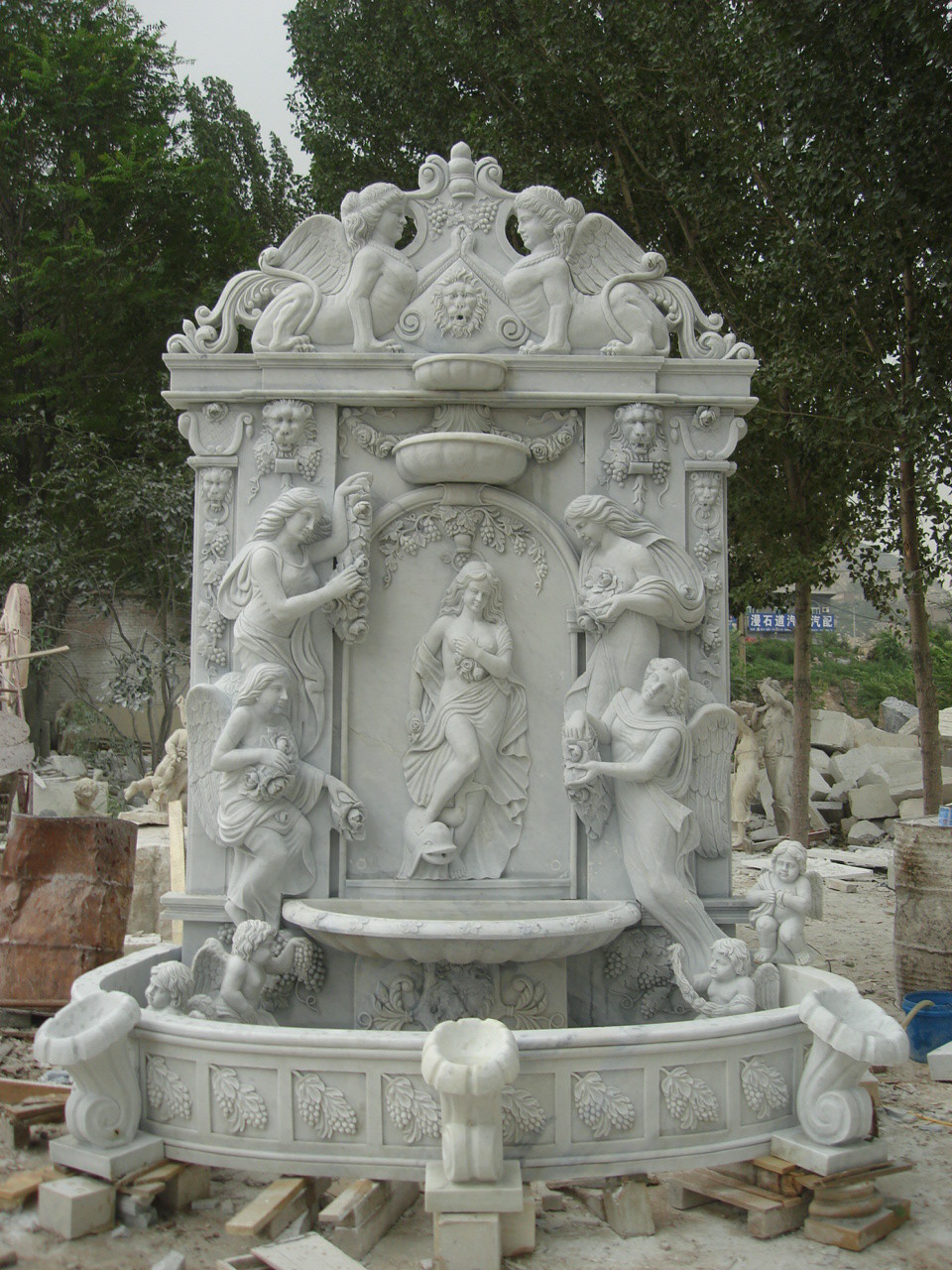 Water Pool Fountain With Lion Statue Odm Stone Carving Sculpture