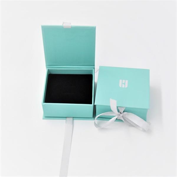 Blue Crepack Cardboard Jewelry Gift Boxes EVA Ring Paper Earrping Pendant Box