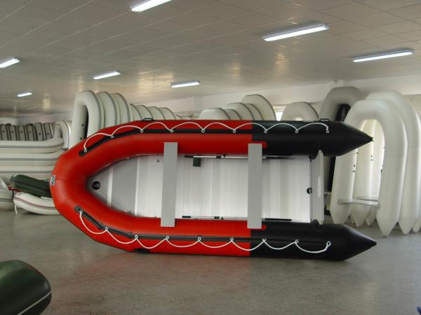 Full Colors Inflatable Sport Boat 86 KG 410 Cm Folding Sailing Boat For