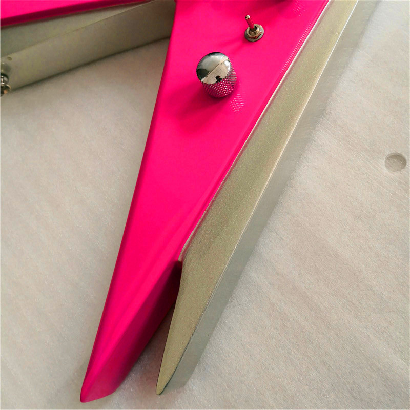 Customized Professional playing guitar basswood body maple neck electric guitar