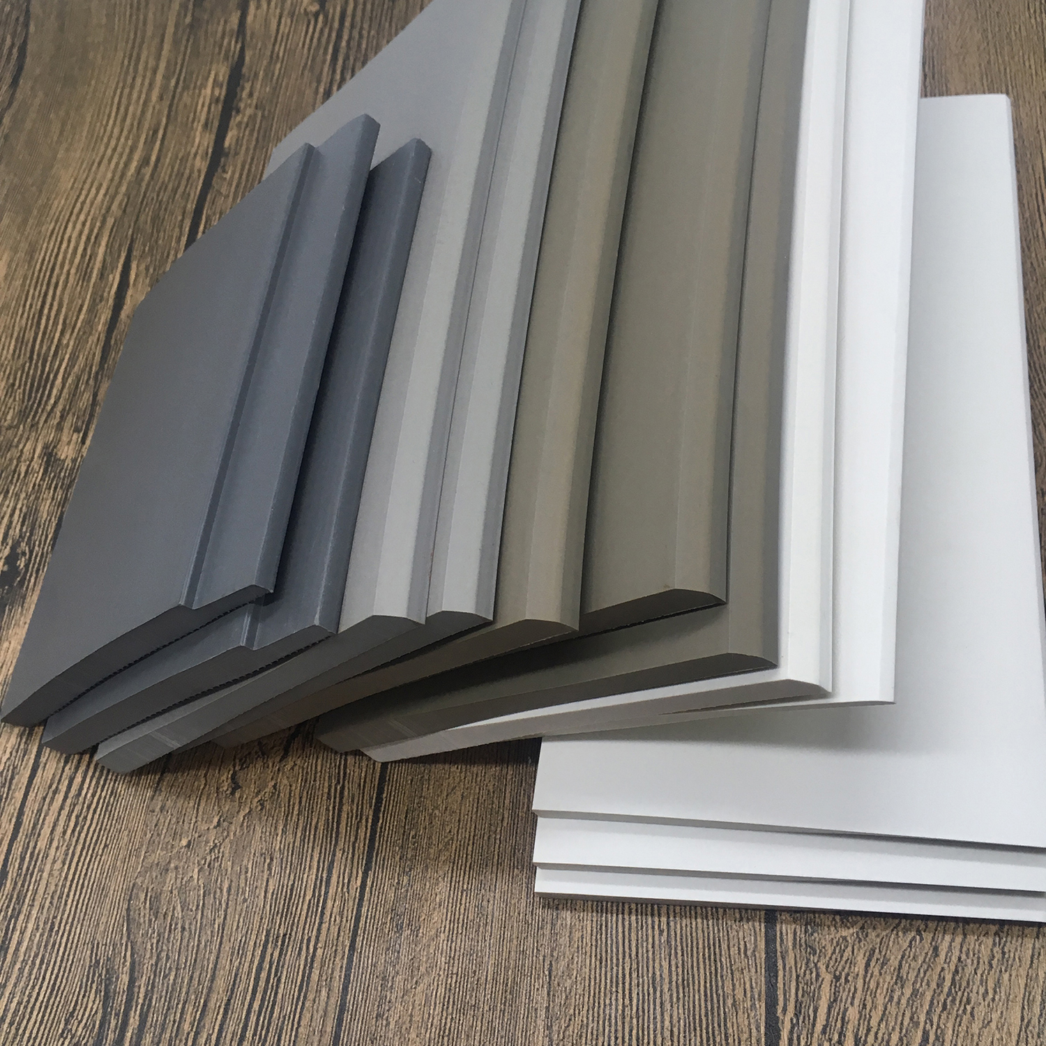 Cutting Services for Scratch Resistant Vinyl Baseboard Moulding in Various Sizes