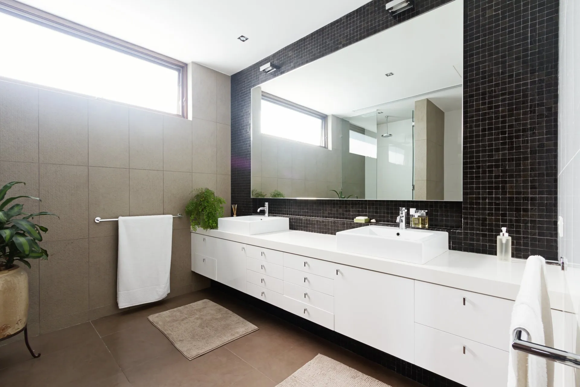 Modern Burnished Solid Wooden Bathroom Cabinet with Acrylic Door Panel and Countertop