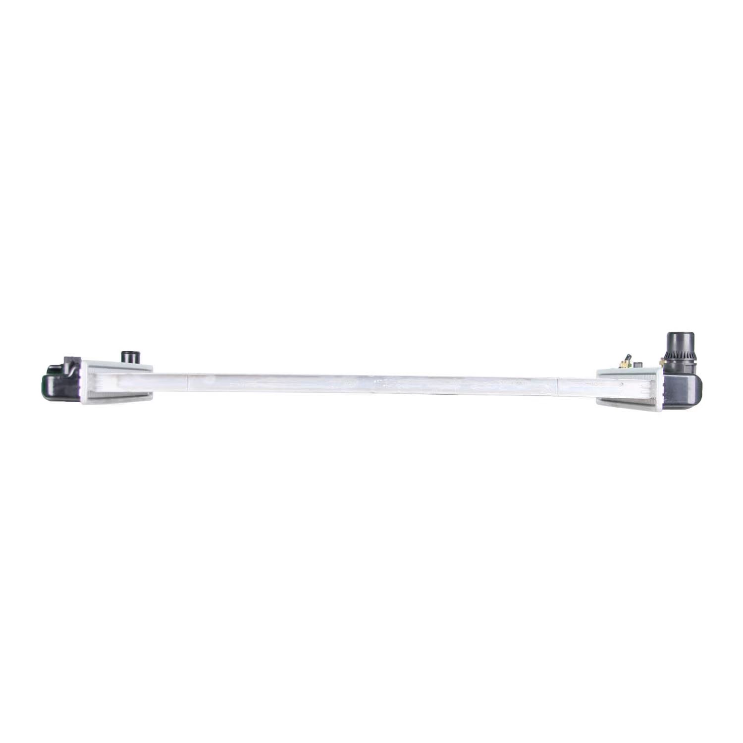 8MK376700441 Aluminum Radiator and Plastic Water Tank for Chevrolet Express GMC Savana 5.3