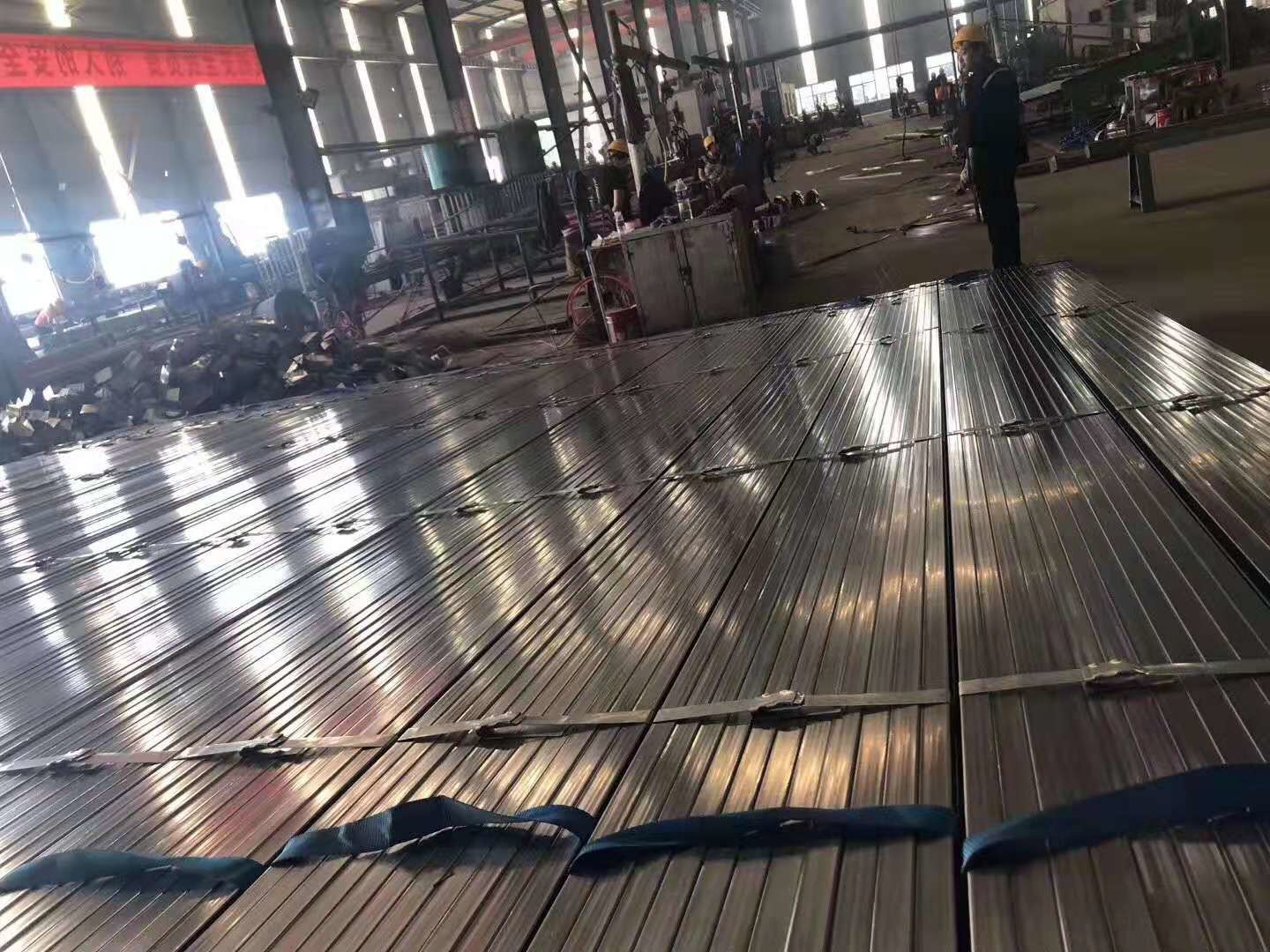 Anti Moisture Welding Rectangular Steel Pipe Q195 / Q235 Material Durable