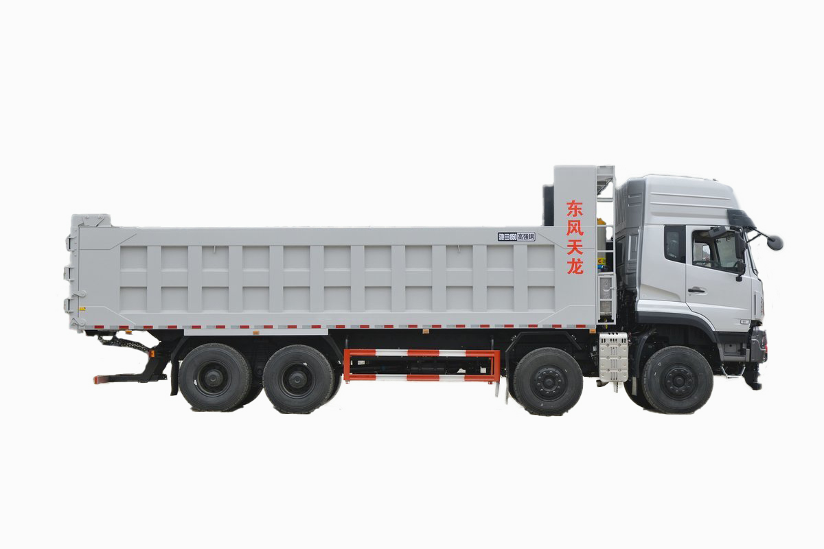 8x4 Dumper Trucks 8.2m Tippers 560Hp Dump Trucks from DongFeng Engine Capacity 8L Air Conditioner Manual