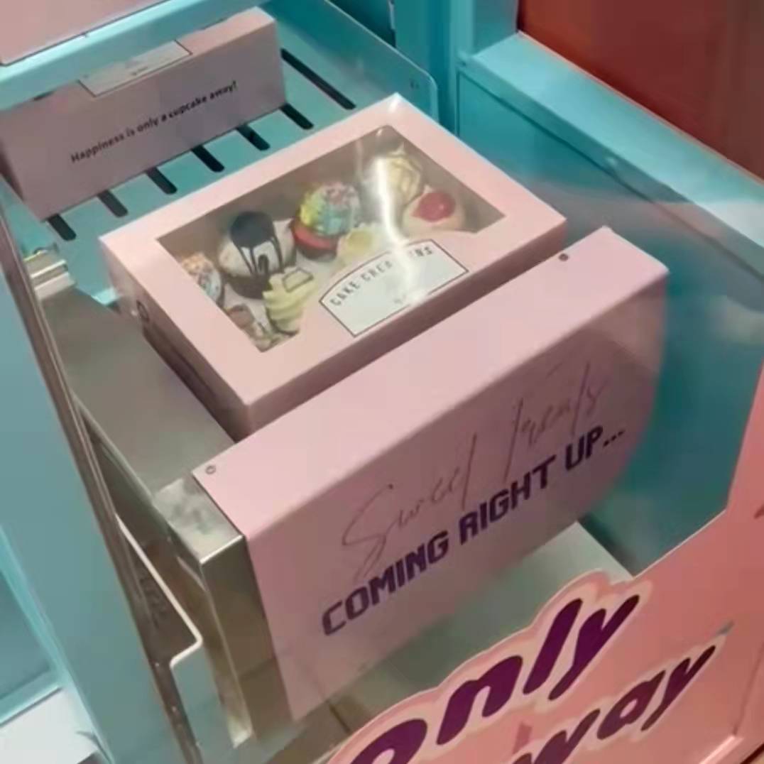 Fully Automatic Elevator Cake Vending Machine Cupcake Vending Machine Factory