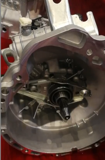 Customized Lifan Mini Bus 1.3L MR514E01 Gearbox with TS16949 IS09001 Certification