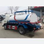 120hp Vacuum Sewage Suction Truck Sinotruk HOWO 4m3 90km/H