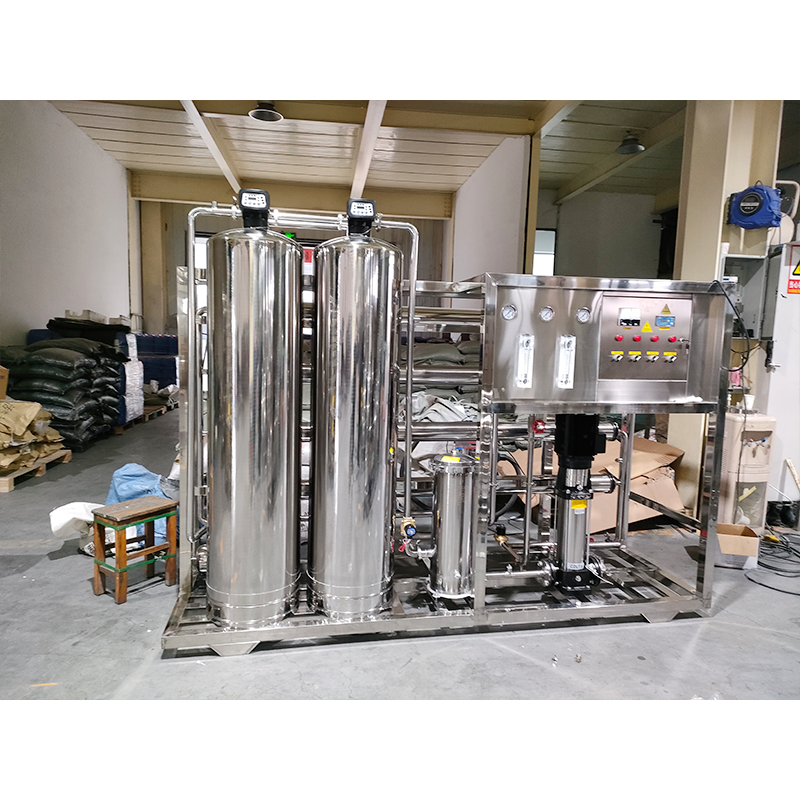 Wooden Case 2000LPH 500-1000L RO Reverse Osmosis Containerized Water Purifier Equipment