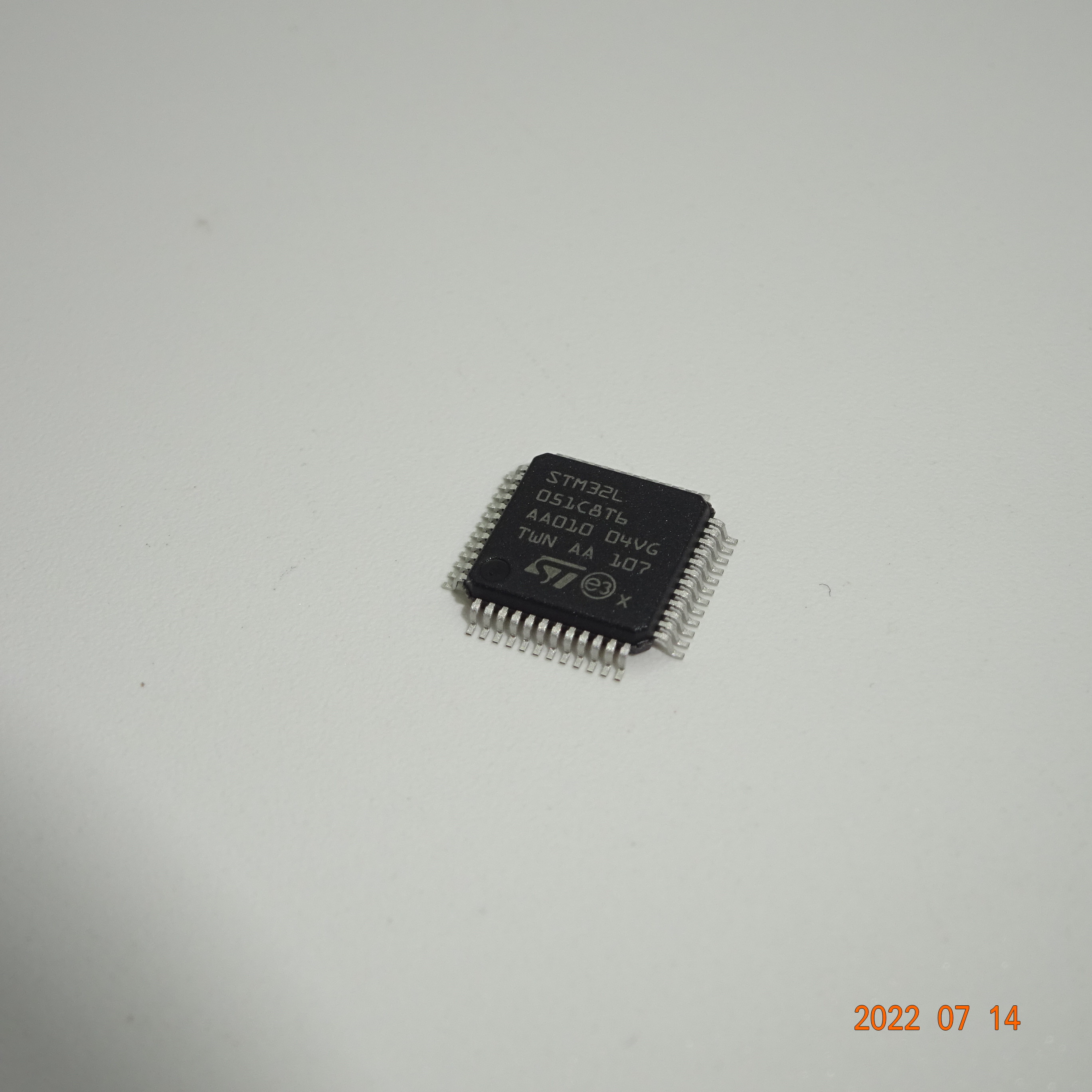 ARM Microcontrollers IC Integrated Chip Circuits STM32L051C8T6 32MHz CPU