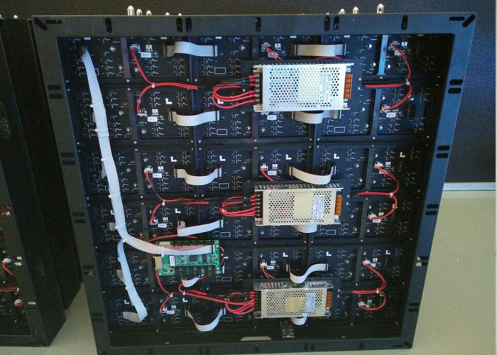 Framed HD Big Screen Led TV Video Screen Wall for Cinema 4mm 1 / 16 Scan