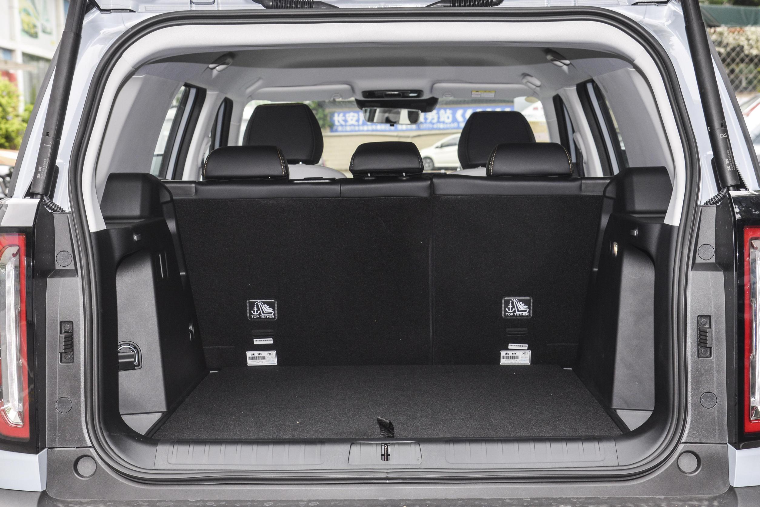 2024 Beijing Bj30 4X4 Big SUV 5 Door 5 Seats Large Vehicle off-Road SUV Gasoline Used Cars with Rear Suspension Multi-link