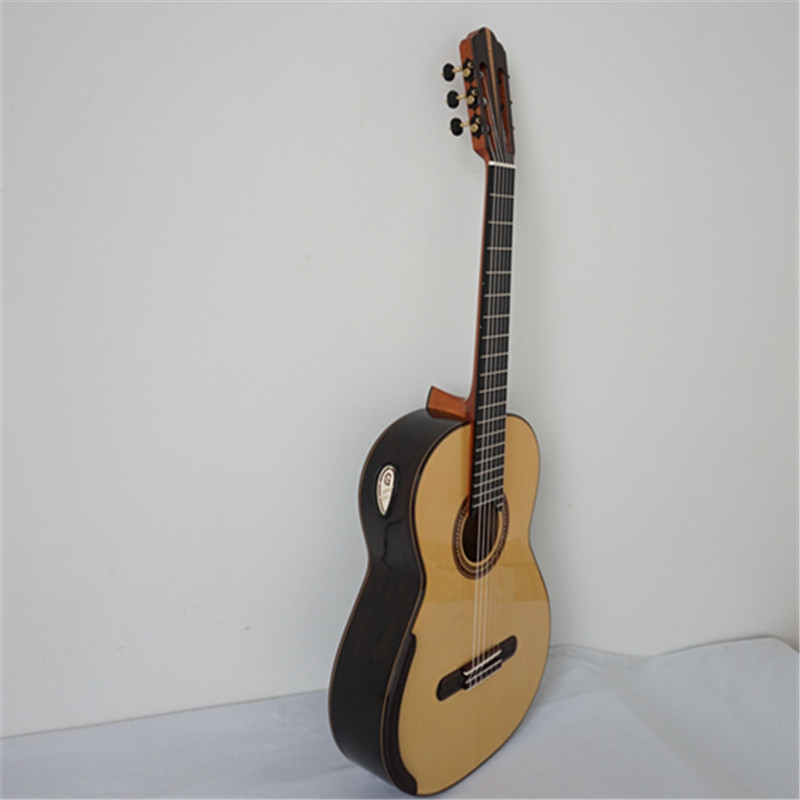 China Yulong Guo Double Top Guitar Master Concert Models with Ziricote Back and Side