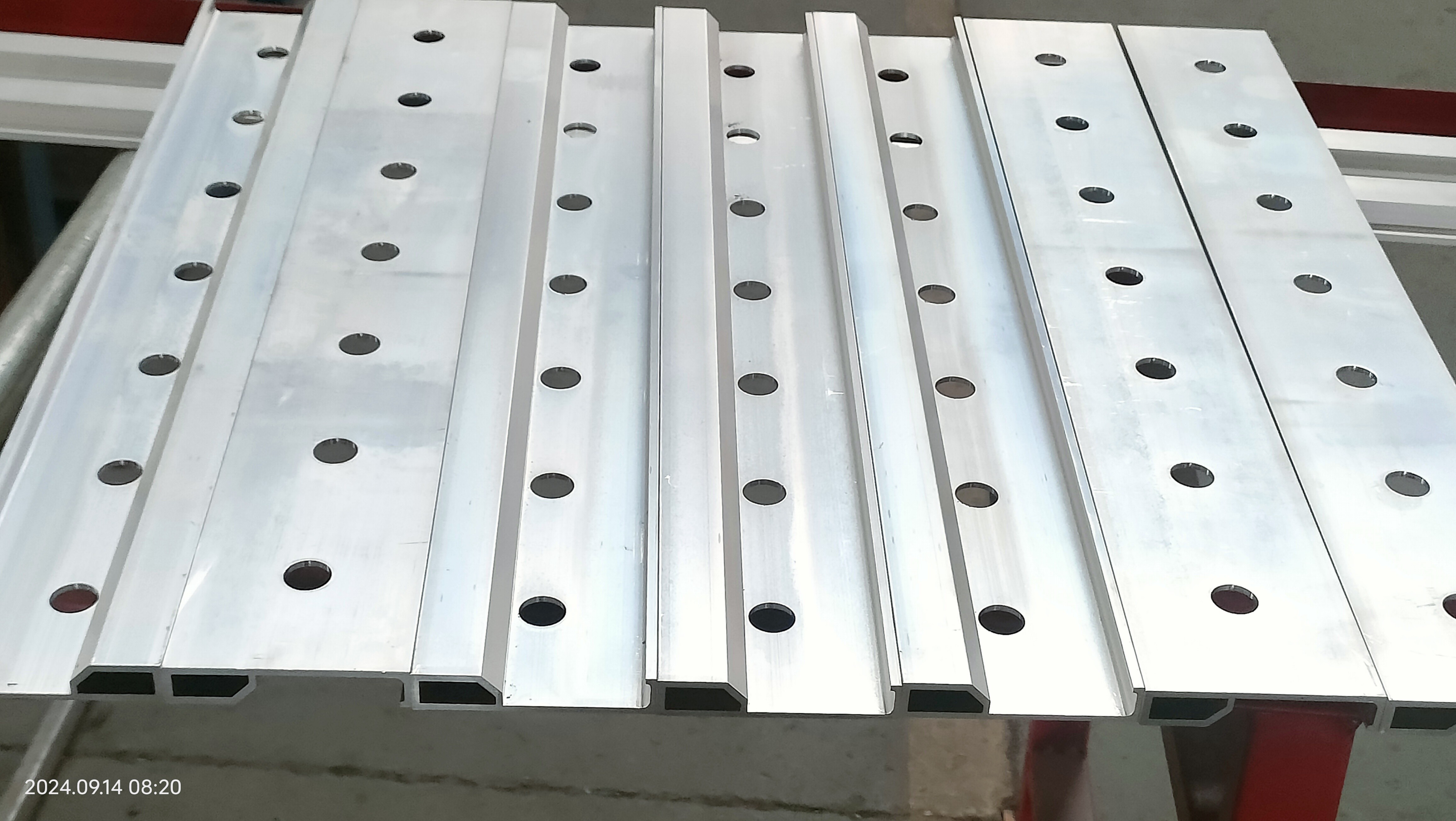 7.5kW Cur Tain Wall Accessor Aluminum Alloy Profile Punching And Saw Cutting Machine