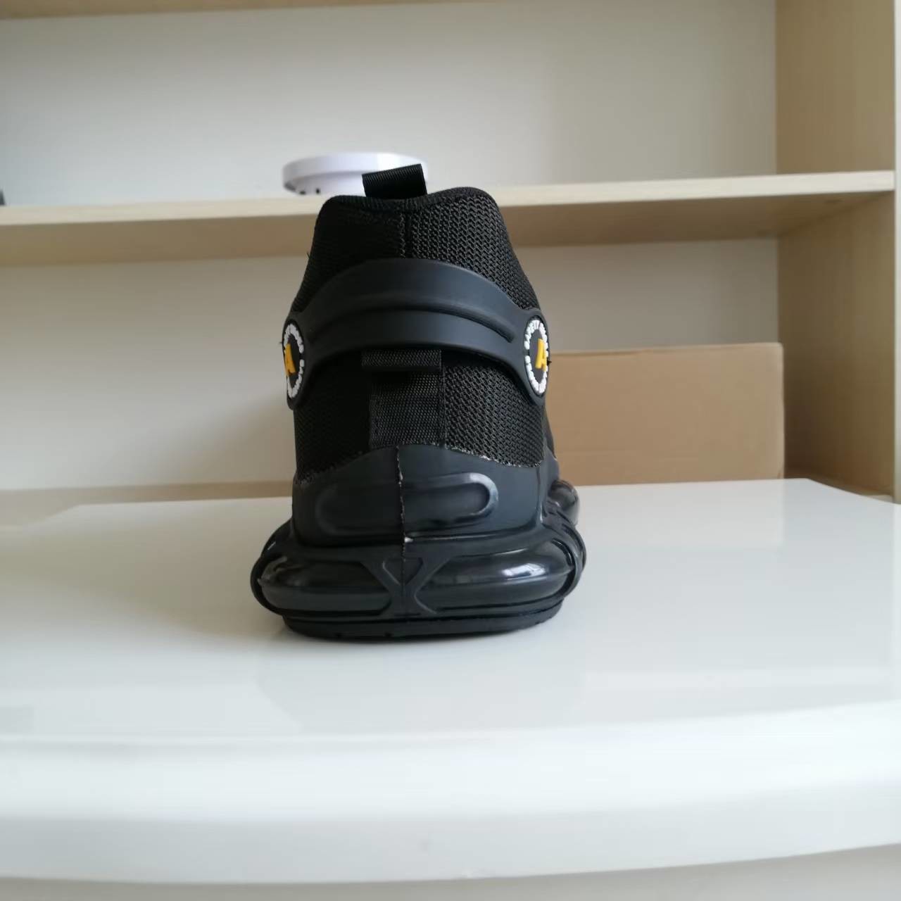 BOA Rotating Button Work Shoes Flying Knit Work Shoes Comfortable Safety Shoes Kevlar Midsole Steel Toe PU Sole