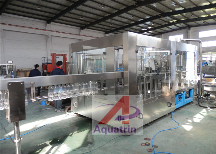 22000BPH 1 Liter Carbonated Drink Filling Machine Balance Pressure Filling