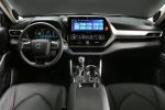 4 Door 5 Seats Toyota Highlander Car With Fuel Turbocharged Power And Hybrid