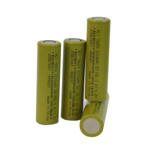 Quality Long Cycle Life 18650 Battery Cell , 3.6 Volt 2200mah Lithium Battery wholesale