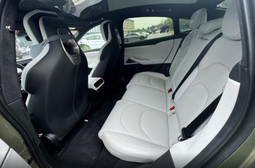 Xiaomi SU7 2024 4WD Max Founder Edition Xiaomi Motors Medium to large car Pure electric 673 horsepower