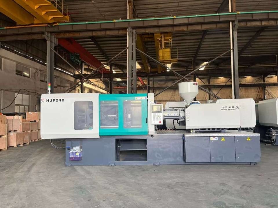 PP Thickened Non Slip Stool Injection Molding Machine With High Output