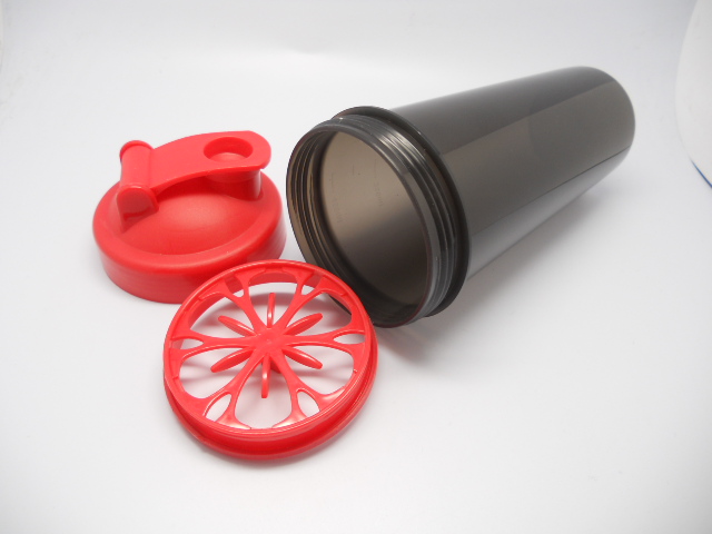Blender Bottle/Protein Shaker with Blenderball Portable Mixer 20oz Shaker Bottle