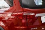 Affordable Family Crossover Cars 7 Seats Gasoline Compact SUV BAIC Ruixiang X3