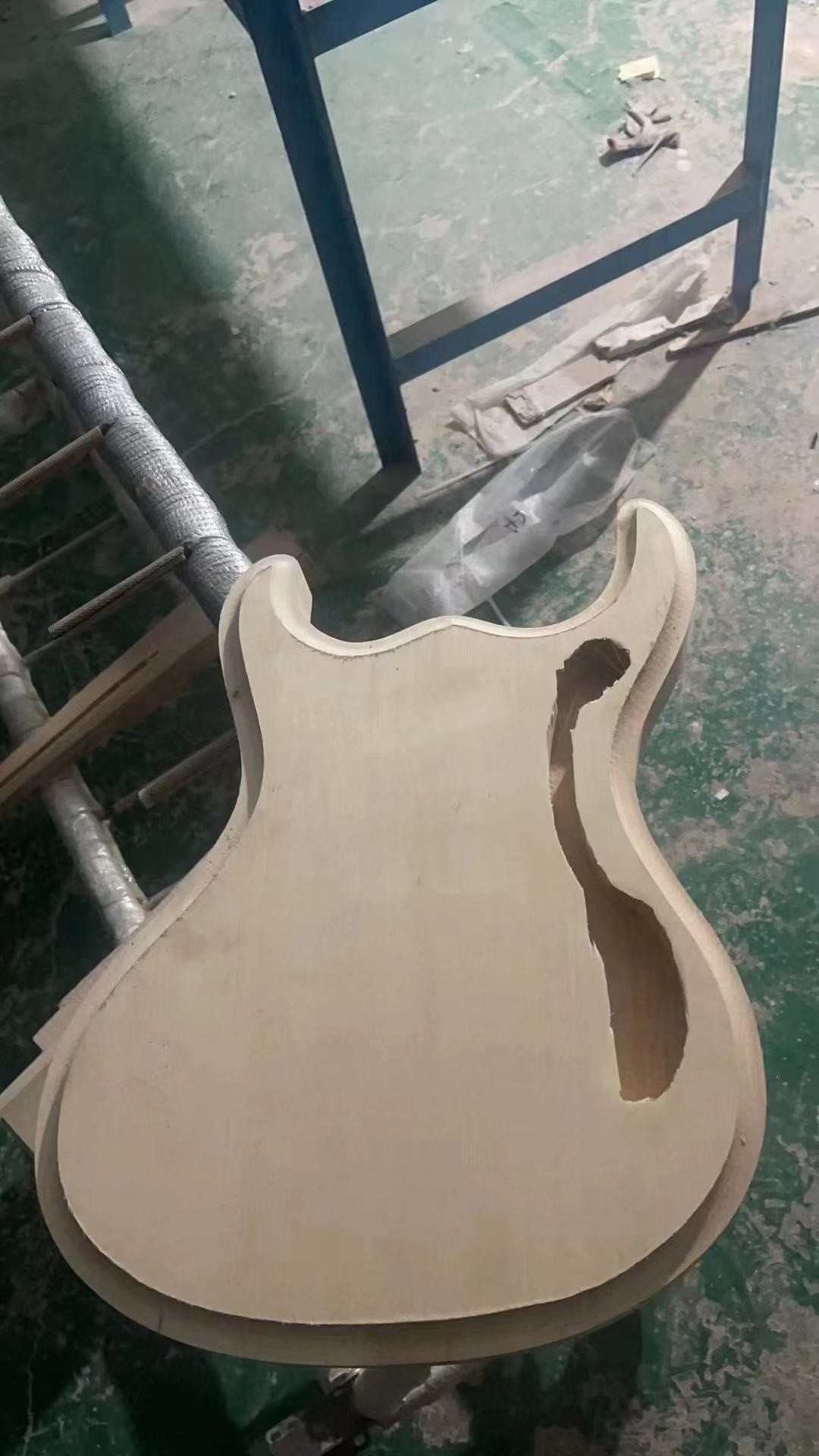 Custom Mosrite Electric guitar JRM Johnny Ramone Guitar with Water Ripple in Green Color