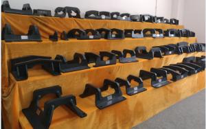 Quality Doosan DH220 Excavator Track Guards Dozer Rock Guards Link wholesale