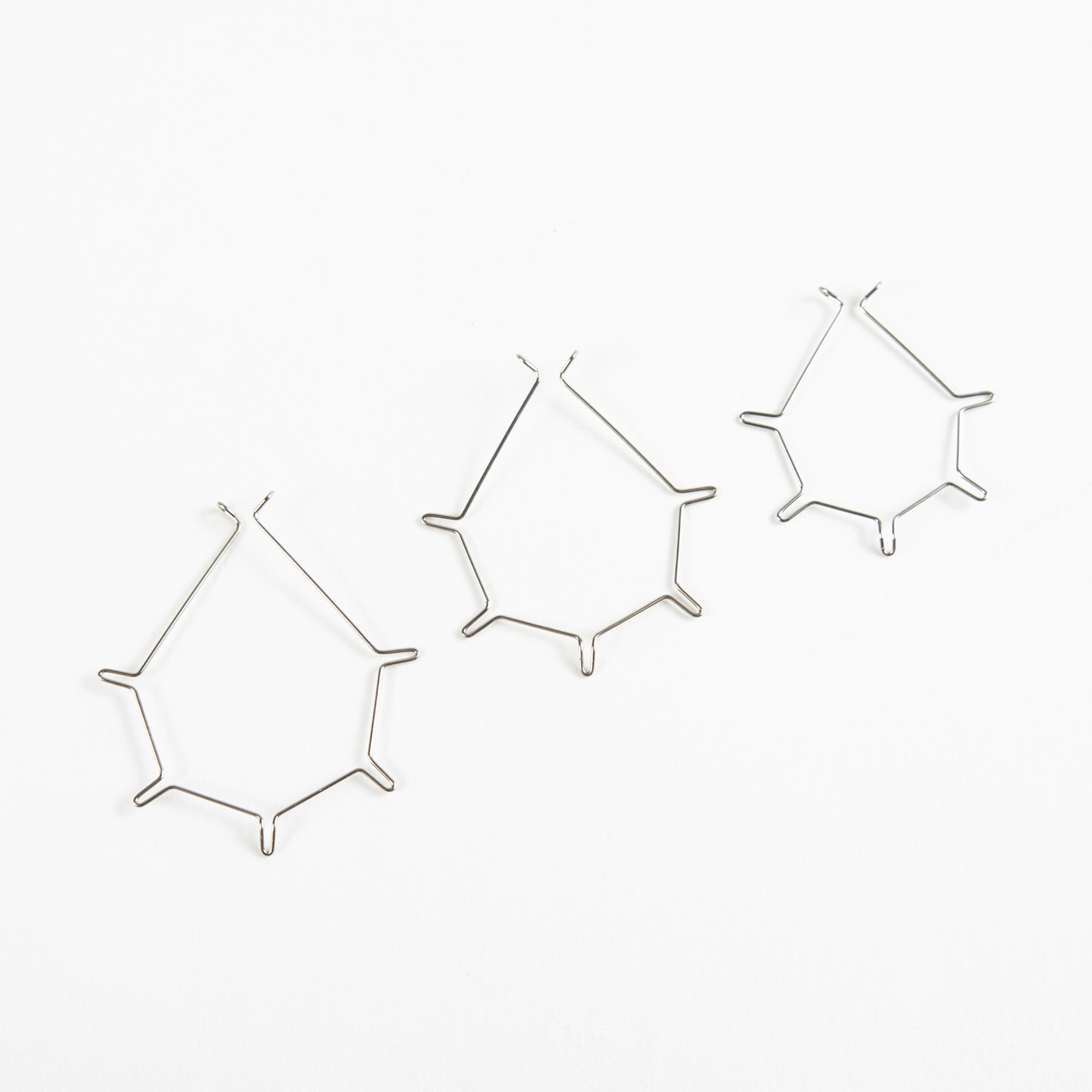 Orthodontic Treatment Made Easy with Durable and Adjustable Anterior Root Torquing Arch Sizes 0.020
