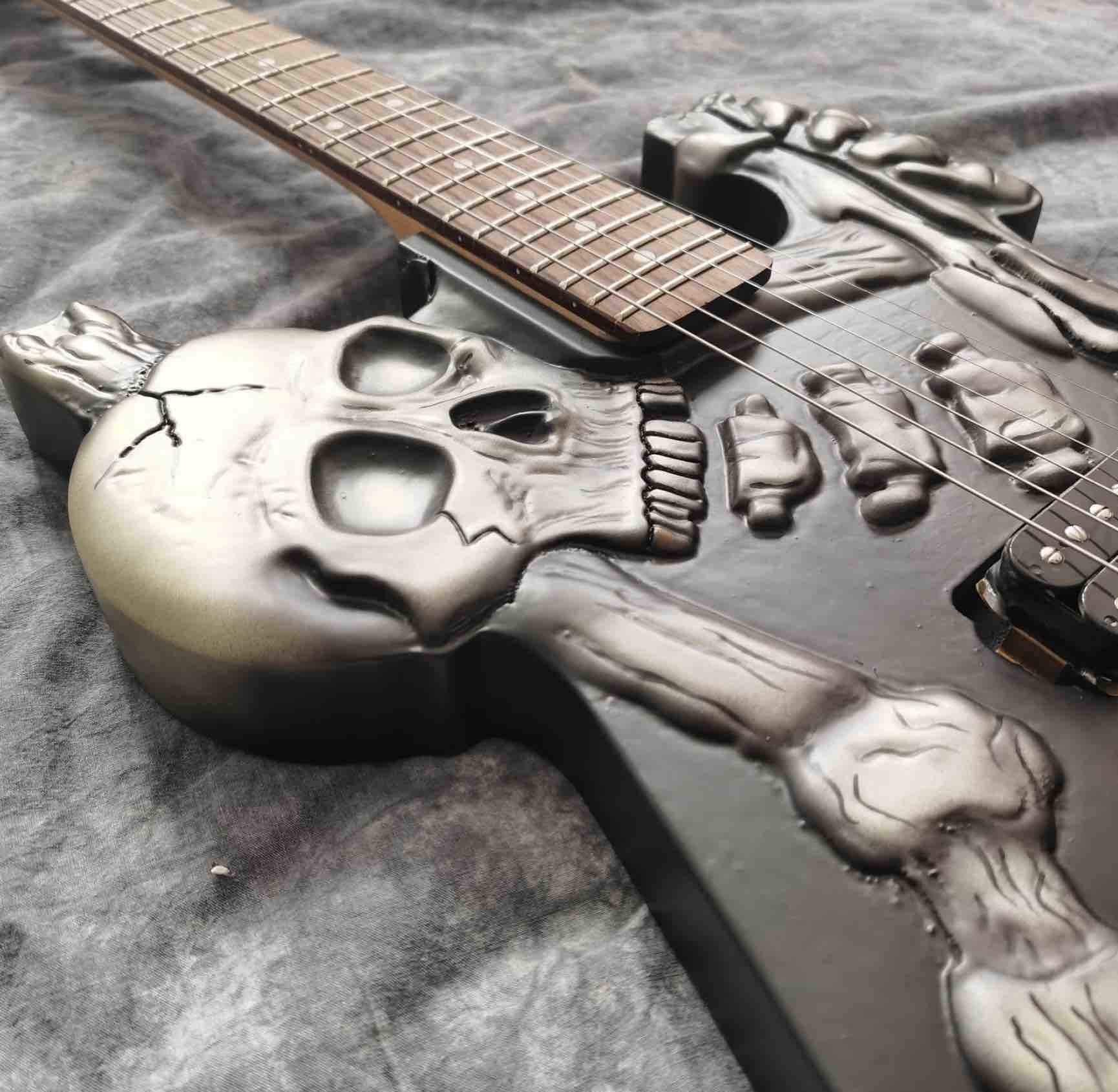Skull Carving Body 6 Strings Electric Guitar in Matte Black Color