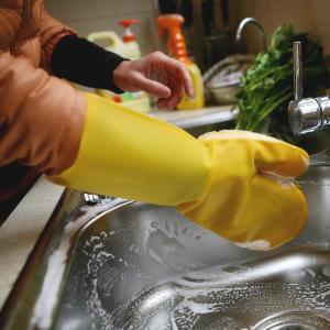 Quality Yellow Household Dishwashing Sponge Gloves Easy Use For Kitchen Cleaning wholesale