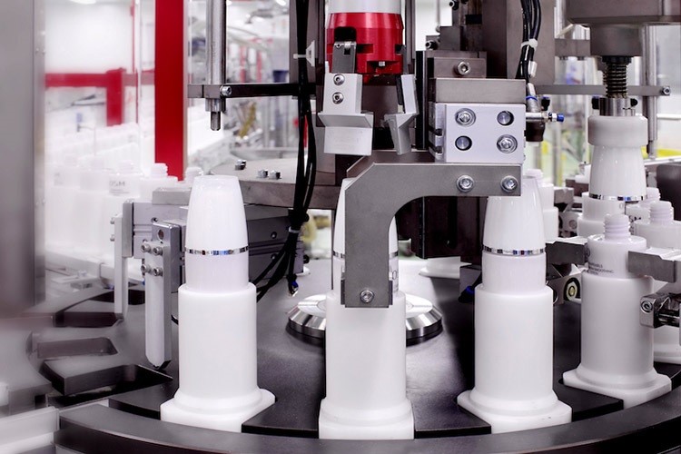 Intermittent Automatic Filling And Capping Machine Compress Wipper Screw Capping