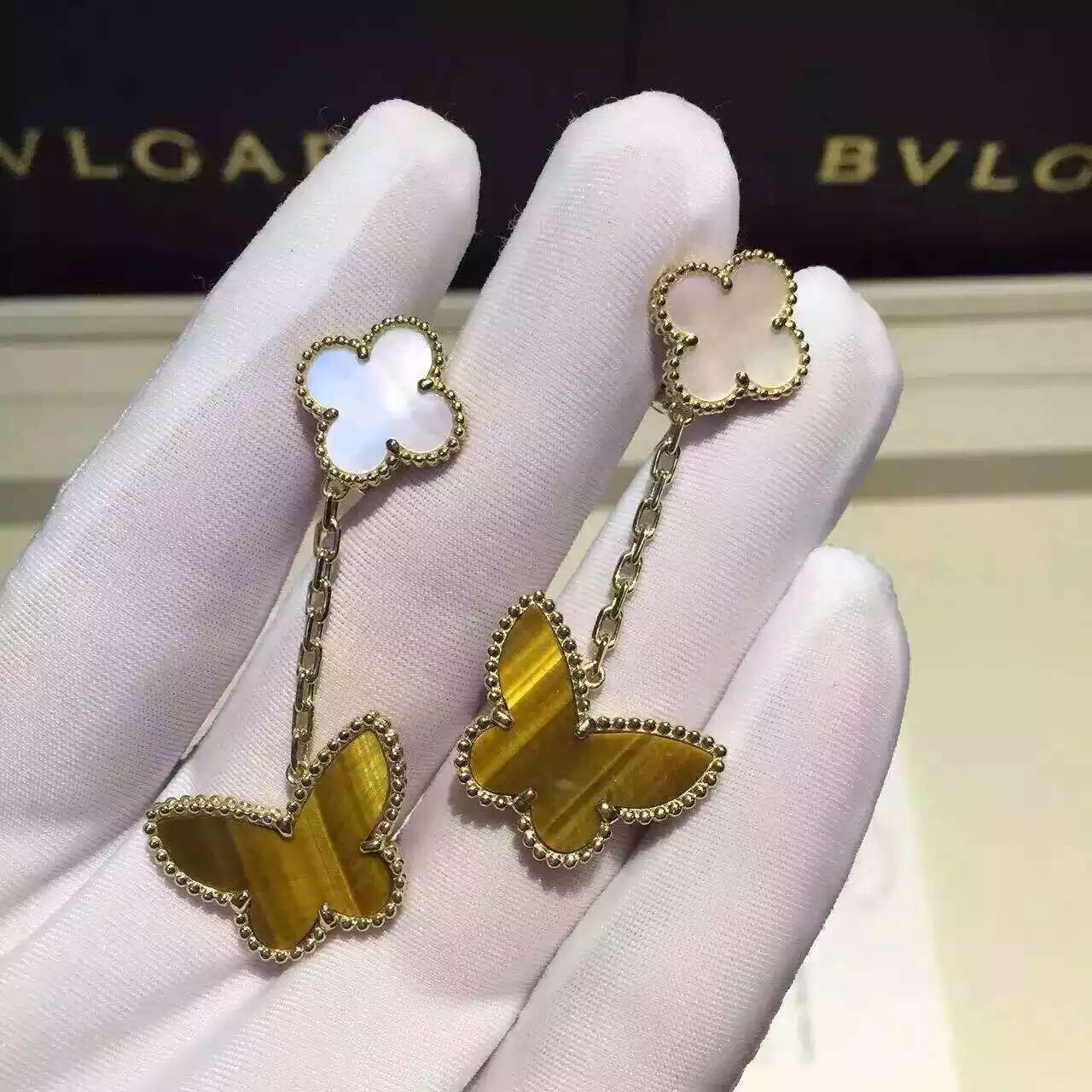 Factory Custom Make Van Cleef & Arpels 18K Yellow Gold Earring Clap Butterfly Drop Earrings