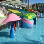 Environmental Friendly Water Bucket Water Park For Kids Playground