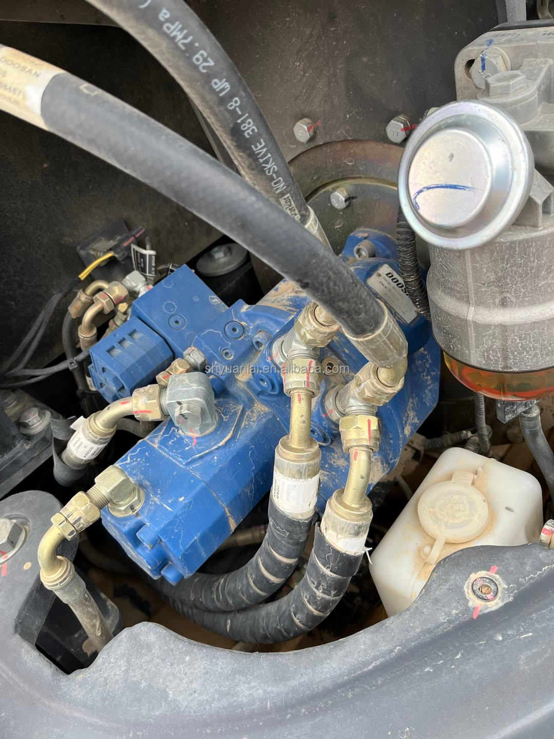 Original Hydraulic Cylinder Used Doosan Excavator DX60 with High Slope Efficiency