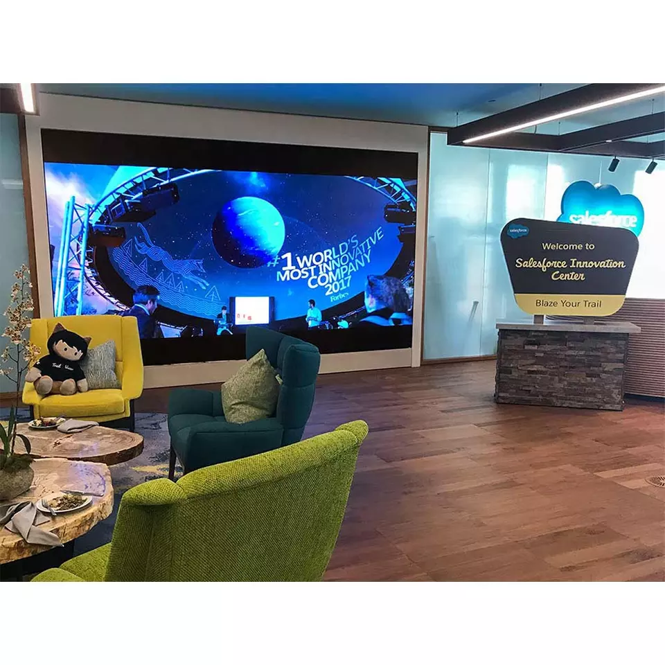 Ultra Thin Commercial Fine Pitch Led Display 8x12 Led Wall P1.5 P1.8 P1.9