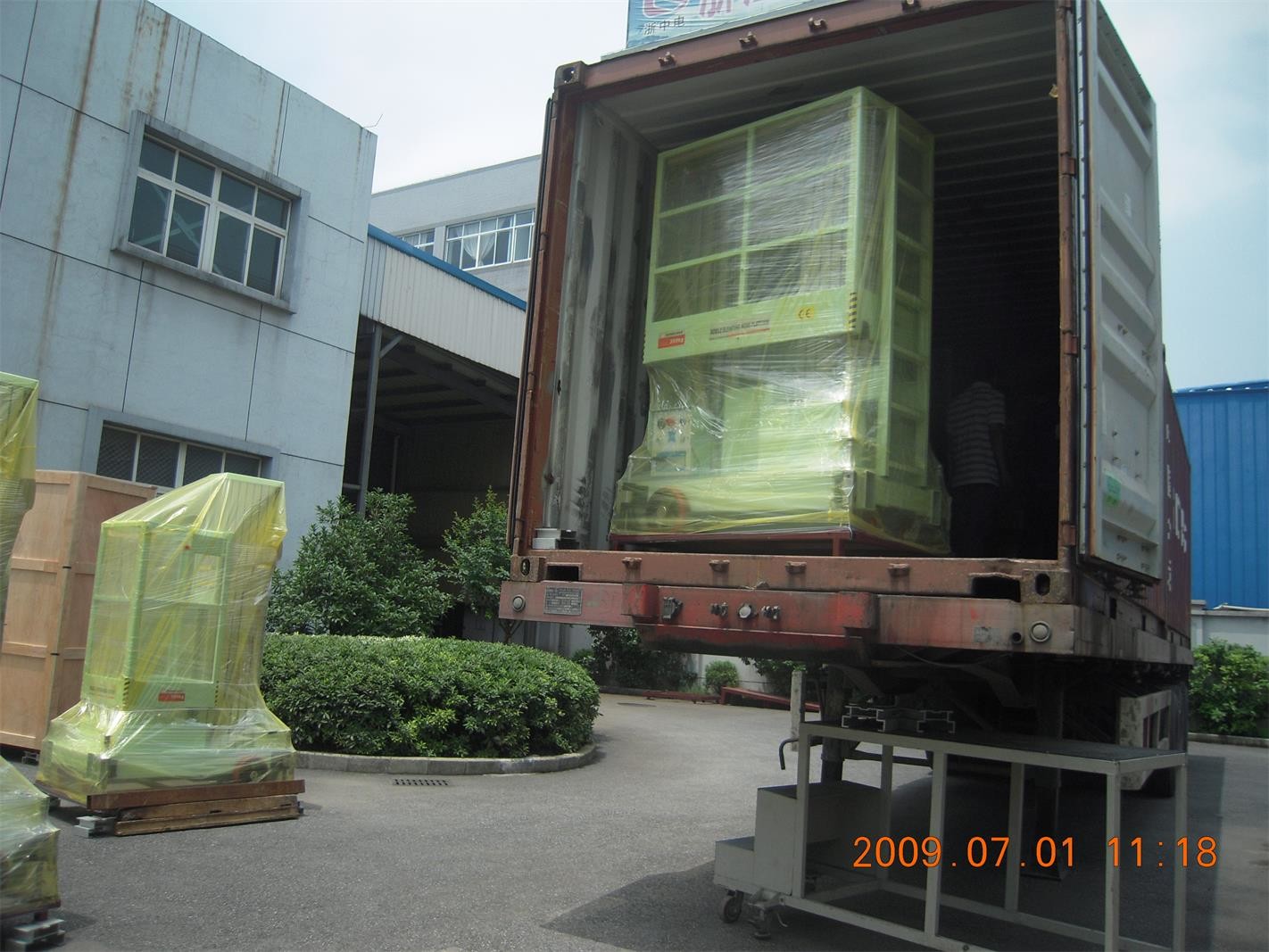Mobile Elevating Working Platform , 4.3m Semi - Electric Aerial Order Picker