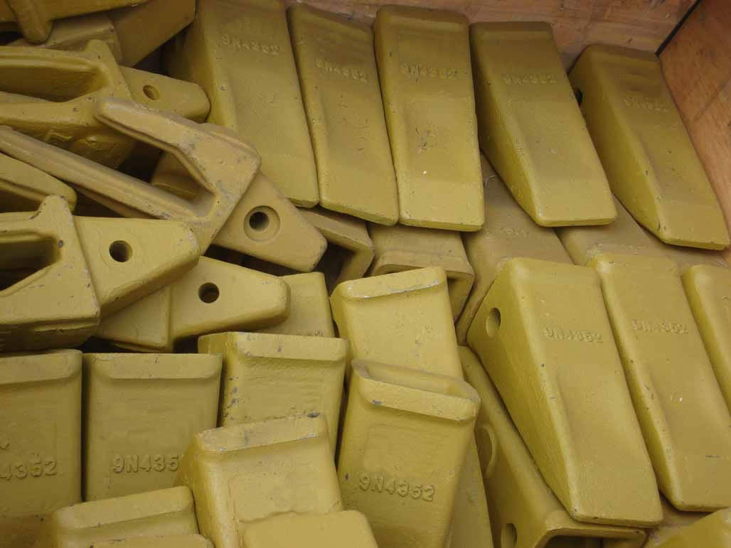OEM Excavator Bucket Teeth for High Capacity Rock Bucket 1U3352 RC E320 Standard