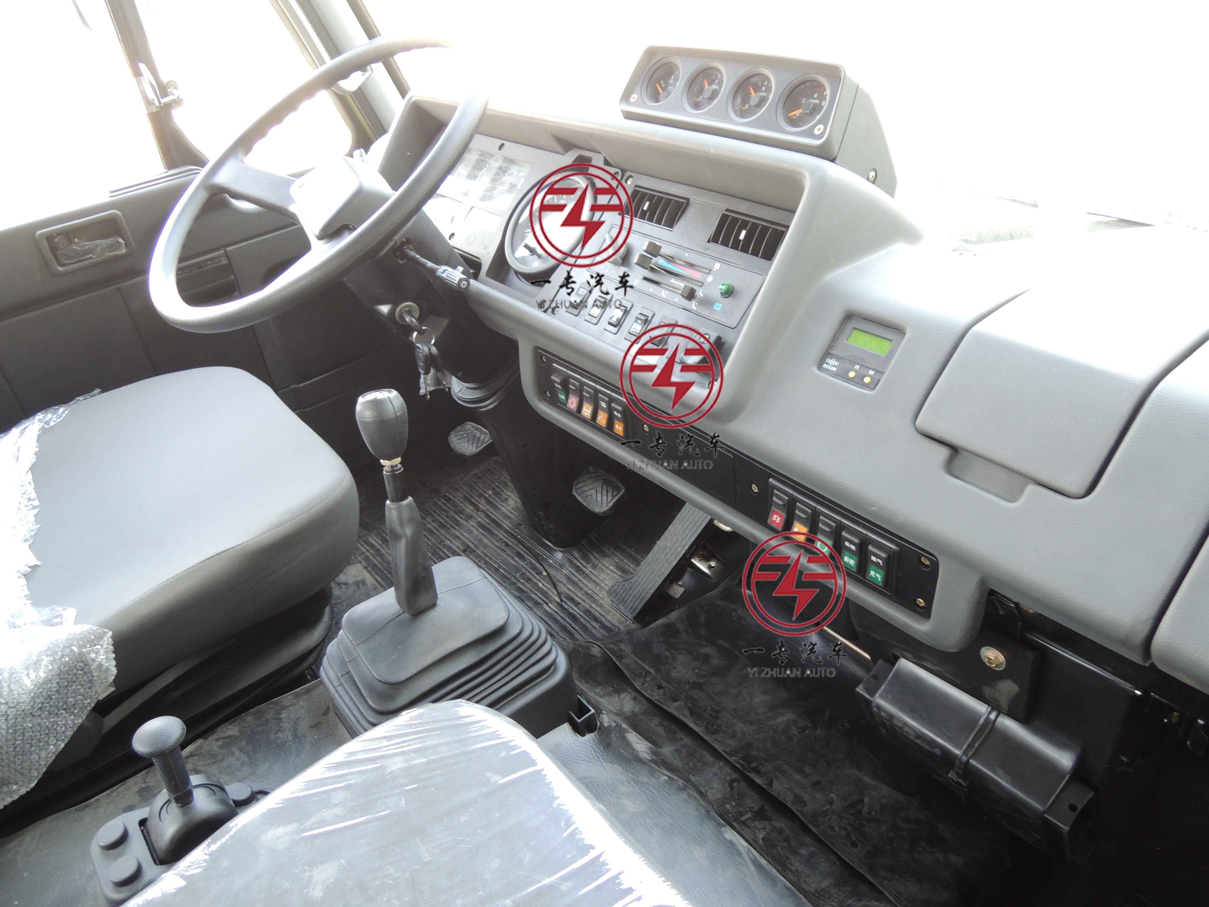 Euro3 10T 4X4 All Wheel Drive Diesel Pickup Off-Road Truck with Normal Cruise Control