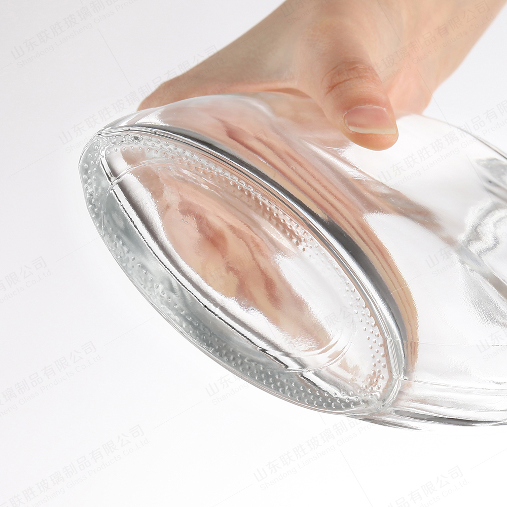 Transparent Glass Tequila Bottle with Gold Lids Large Size and Base Material Glass