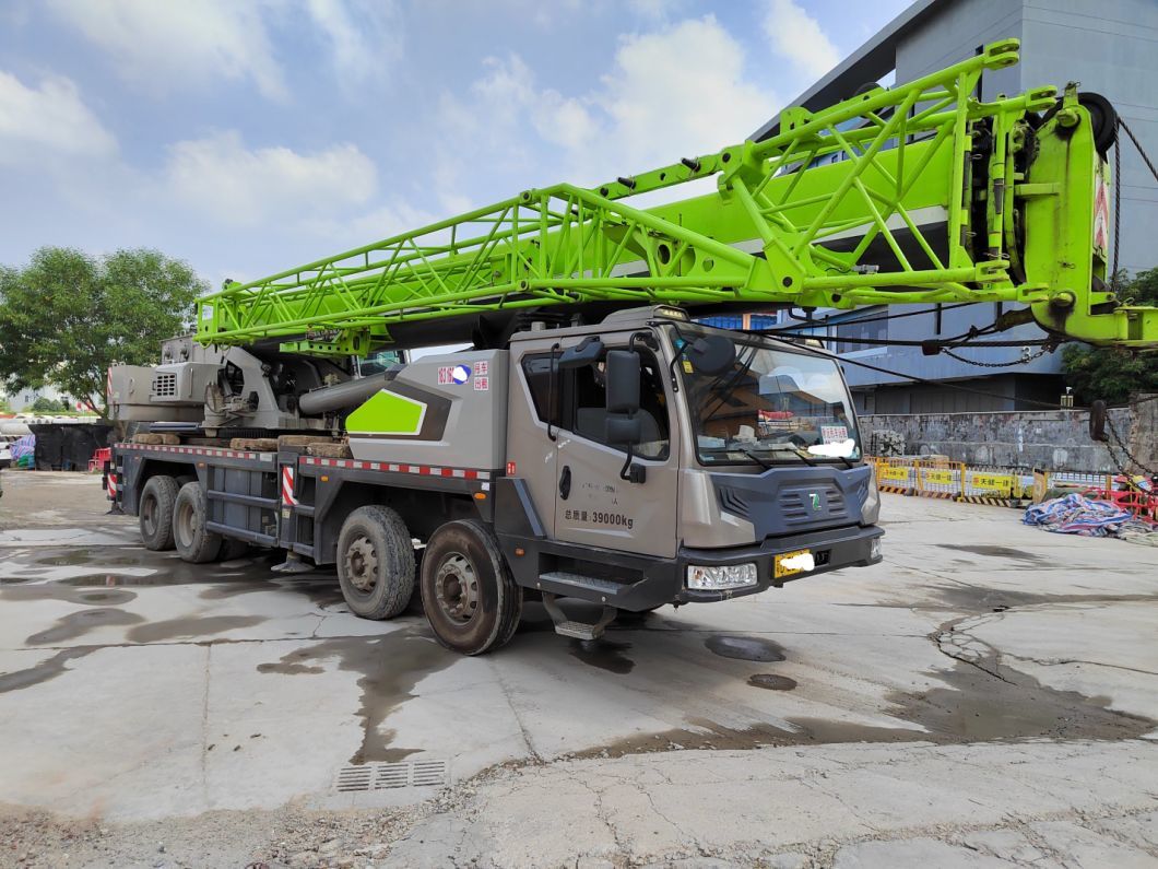 Used Engineering Construction Machinery Zoomllion Truck Crane of 35ton